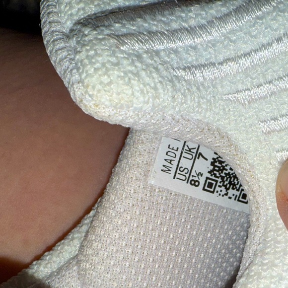 ADIDAS SWIFT RUN W - Picture 5 of 5